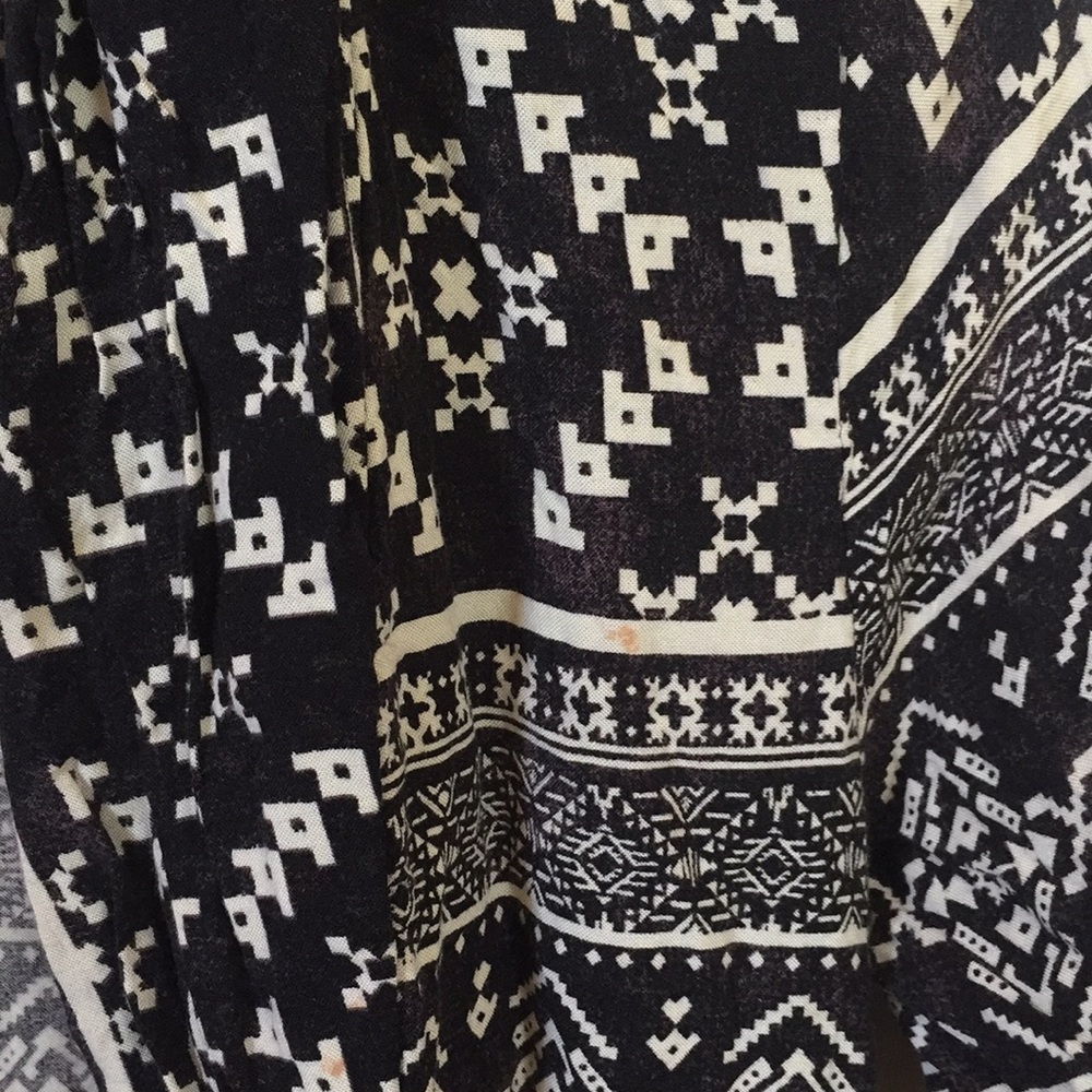 Patterned Cardigan - Picture 4 of 4
